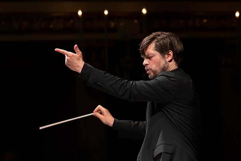 conductor Juraj Valcuha